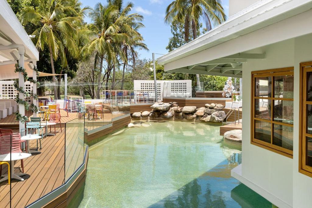 Ocean International Hotel Mackay Extérieur photo